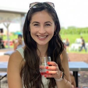 Meet your Posher, Christina